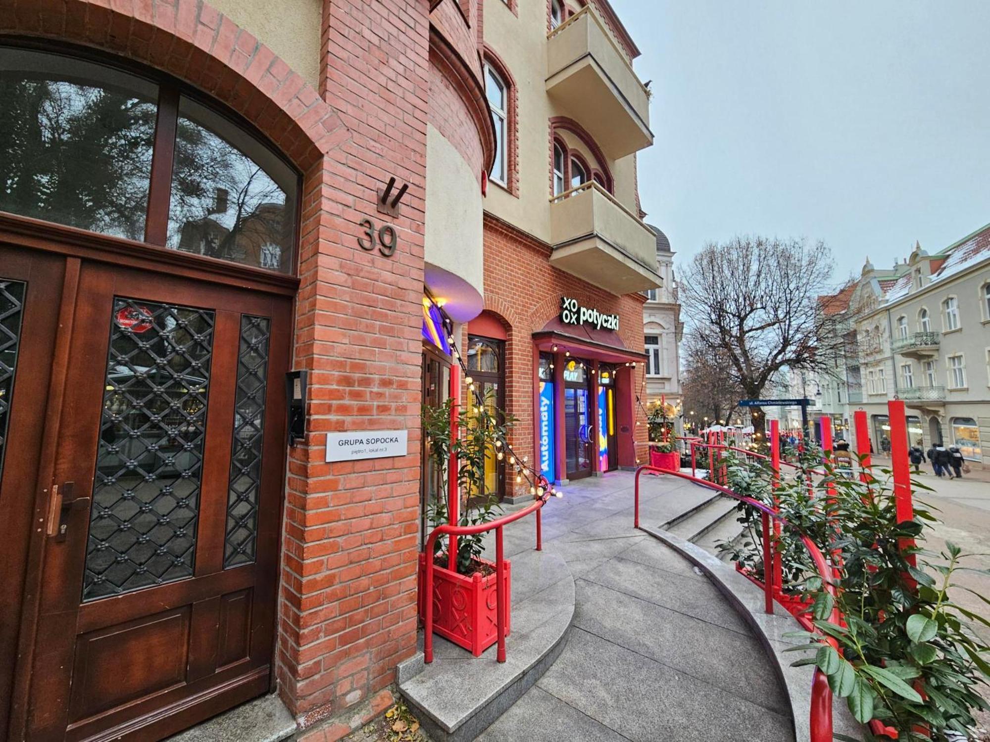 Main Street Apartments Сопот Екстериор снимка